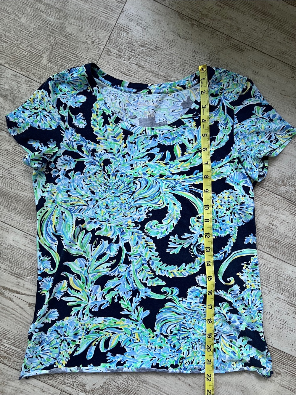Lilly Pulitzer High Tide Navy Floral Vine Short Sleeve Lettuce Hem Small - Picture 2 of 7